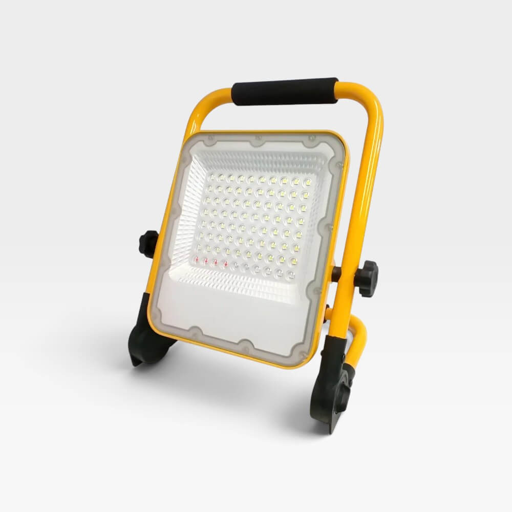 Proyector LED Recargable Portátil con Pie y Manija TBCin